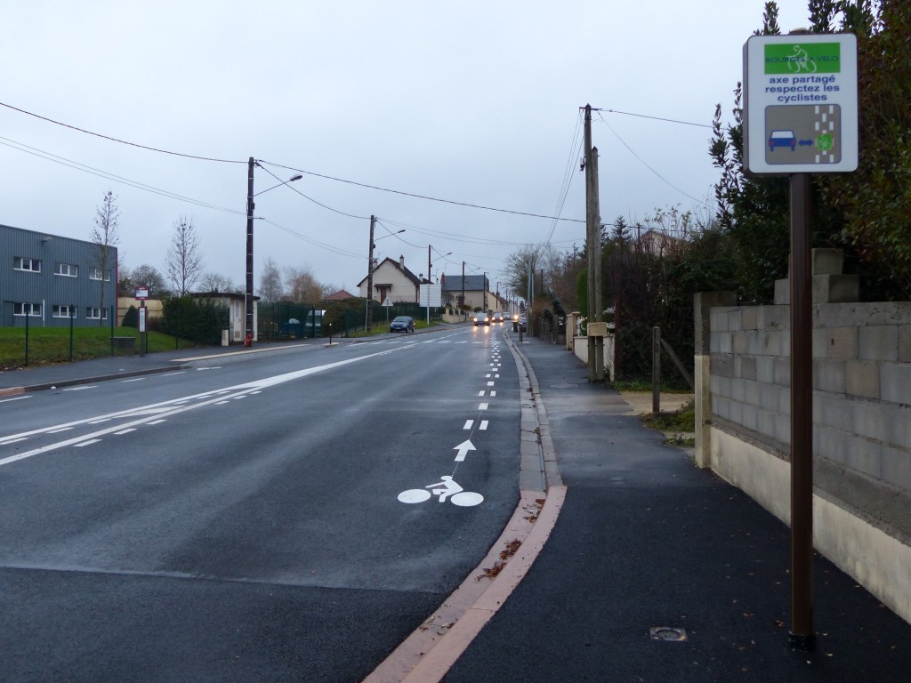 Axe partagé - Vélo à Bourges