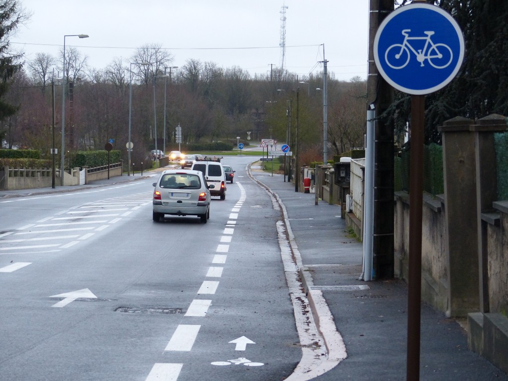 Bande cyclable - Bourges à vélo